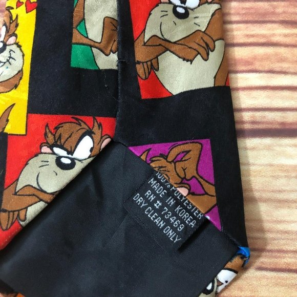 Vintage 90's Looney Tunes Mania Many Faces Expressions of Taz Tie Polyester - Picture 4 of 6